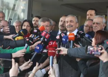 Sirri Sureyya Onder: Me pêşniyar û rexne xwestin