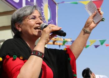 Leyla Guven: Ma wayîrê pêşnîyazê Ocalanî yê çareserîye vejîyenê