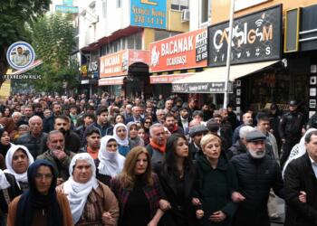 ‘Heta ku em şaredariya xwe bistînin em ê têbikoşin’