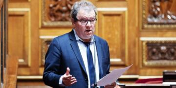 Senatorê Fransayî Savodellî hîşyarî da Fransayî: Nêbeno ke ma Kurdan tena verdê