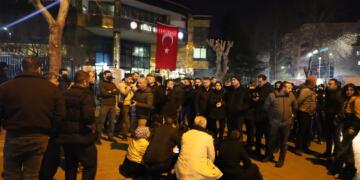 Xelkê Sêrtê qeyûm protesto dike