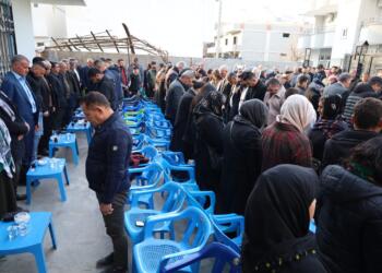 Bi girseyî serdana şîna Şîrîn Ateş kirin