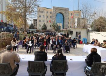 Şeredariya Cizîrê civîna xwe bi gel re li dar xist