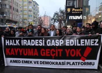 ‘Bijî berxwedana Wanê’