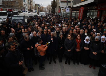 Ayşegul Dogan: Vîna gel ji her tiştî mezintir e