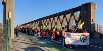 Meşvanên Meşa Dirêj ji Gabarê re silav şandin