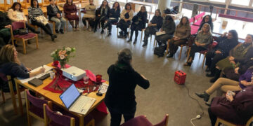 Jineolojî Swêd de derheqê tarîxê cinîyan de perwerde da