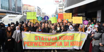 ‘Polîtîkayên înkar û qeyûm didomin’