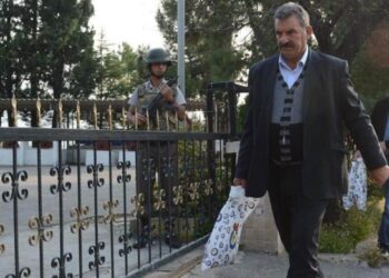 Malbatan dîsa xwestin biçin Îmraliyê