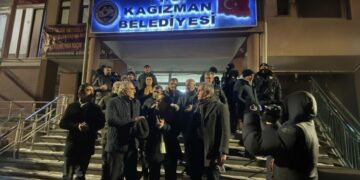 Qeyûm tayînê şaredarîya Qaxizmanî kerd