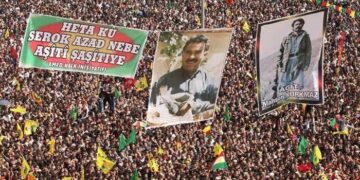 Gelê Riha û Êlihê ji bo banga Ocalan guhdar bikin gihişt Amedê
