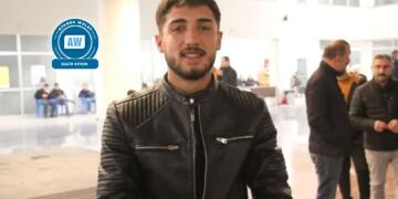 Dengbêjê ciwan bi kilamên xwe dilê çalakvanan germ kir