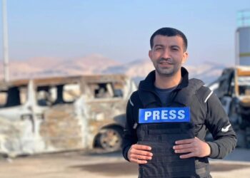 Bi balafirên şer rojnamegerekî din kuştin