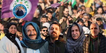 Gel ji bo aştiyê dixwaze Abdullah Ocalan azad bibe