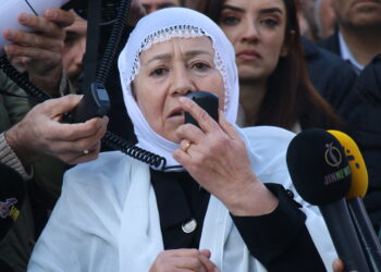 Neslîhan Şedal: Em ê li dijî dagirkeran nasnameya bajarê xwe biparêzin