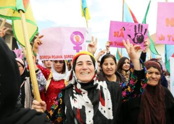 Dînamoya şoreşa kurd dê azadî û demokrasiyê bîne