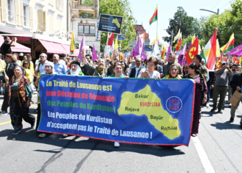 ‘Di nava şer de lêgerîna çareseriyê’