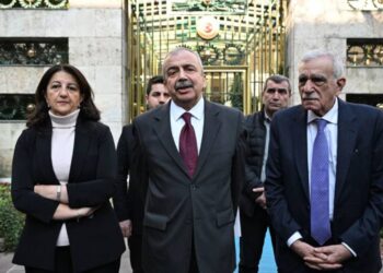 Şandeya DEM partiyê ya Îmraliyê dê li Stenbolê daxuyaniyê bide