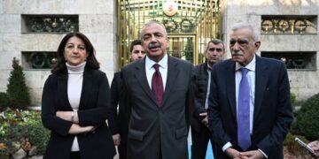 Şandeya DEM partiyê ya Îmraliyê dê li Stenbolê daxuyaniyê bide