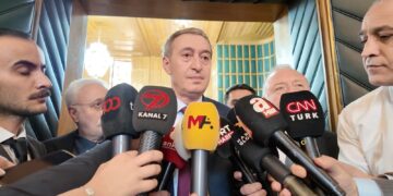 Bakirhan: Em bi hêvî ne ku peyama Ocalan bi dîmen be