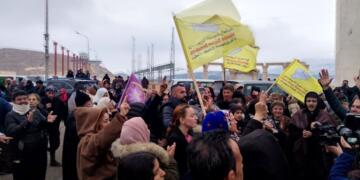 Karwana Cizîrê gihîşt Bendava Tişrînê