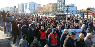 ‘Wa roja 15ê Sibate biba roja azadîya şaran’