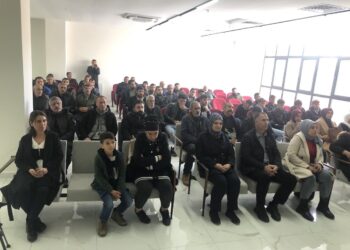 MED-DERê li Pîranê panela ziman li dar xist