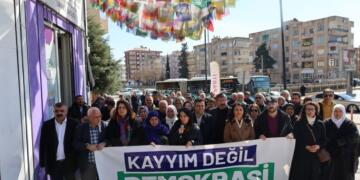 Partî û rêxistinên li Rihayê piştgirî dan berxwedana Wanê