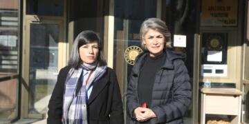 Rojnamegeran ji bo hevpeyvîna bi Ocalan re serî li Wezareta Dadê dan