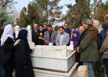 ‘Dê pênûsa Kemal Kiliç li erdê nemîne’