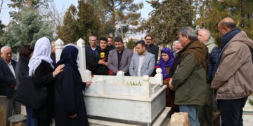 ‘Dê pênûsa Kemal Kiliç li erdê nemîne’