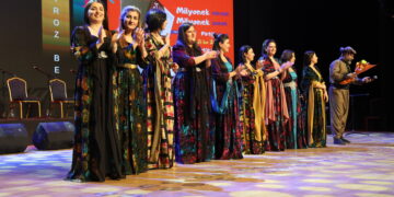 Ma Mûsîc ji bo înşakirina civaka demokratîk amade ye