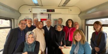 Anqara ra ver bi Amed ‘Trêna Aştî’   