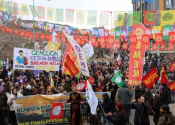 Newroza Dêrsimî ra vengdayîşê ‘xoverdayîşo hempar’