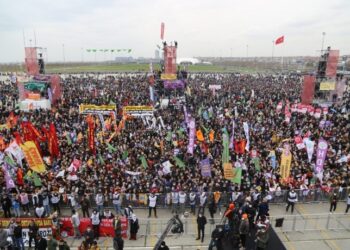 Newroza Stenbolî: Amanc milyonêk kes o