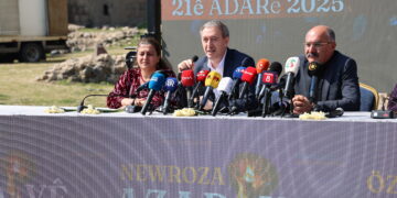 Tûncer Bakirhan: Em ê Newroza 2025an bikin Newroza azadiyê