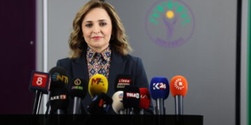 Ayşegul Dogan: Dewlet û dethilat muxatabên banga Ocalan in