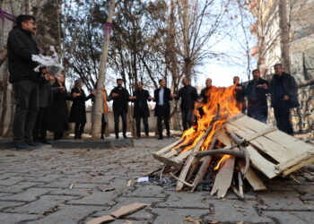 ‘Em bi hev re agirê Newroza dîrokî geş bikin’