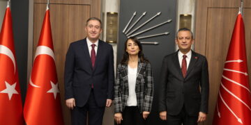 Heyetê DEM Partî do CHP’yî zîyaret bikero