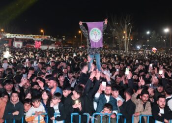 Şeredariya Cizîrê konsera gel li dar xist