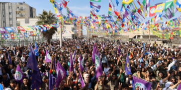 Îdîr de Newroza rengîne: Ganî dewlete game bierza