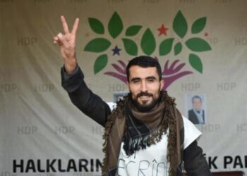 Siyasetmedar Nasir Yagiz hat girtin