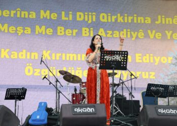 Ayla Akat Ata: Em jin li pey banga birêz Abdullah Ocalan in