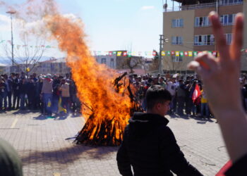 Adirê Newroze Licê de ame wekerdene: Ma do na Newroze bikerê Newroza Azadîye