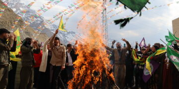 Colemêrg bi agirê Newroza ‘Rêbertiya Azad’ germ bû