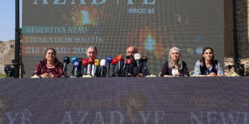 Deklerasyonê Newroze: Ma bi Raybero Azad û Komelo Demokratîk Newroze pîroz kenê