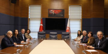 Hevdîtina DEM Partî û EMEPê dest pê kir