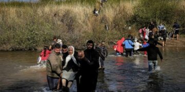 Elewîyê Dêrikî: Kiştişê Elewîyanê Surîye bidê vindarnayene