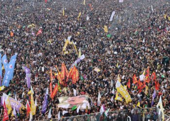 Sed hezaran li Stenbolê Abdullah Ocalan silav kir