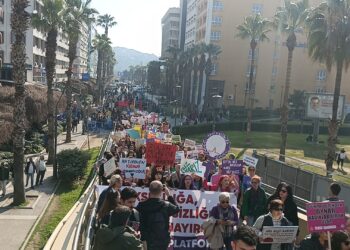 ‘Em ê bi ruhekî hevpar jiyan û civaka demokratîk ava bikin’